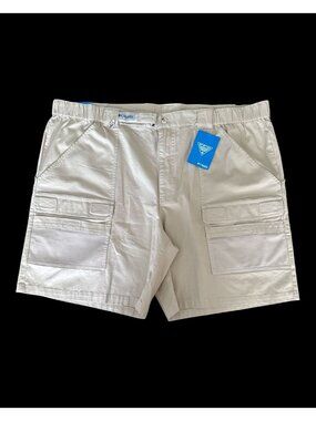 NWT Columbia PFG Half Moon III Mens Beige Relaxed Fit Shorts XXL 8" L Fishing